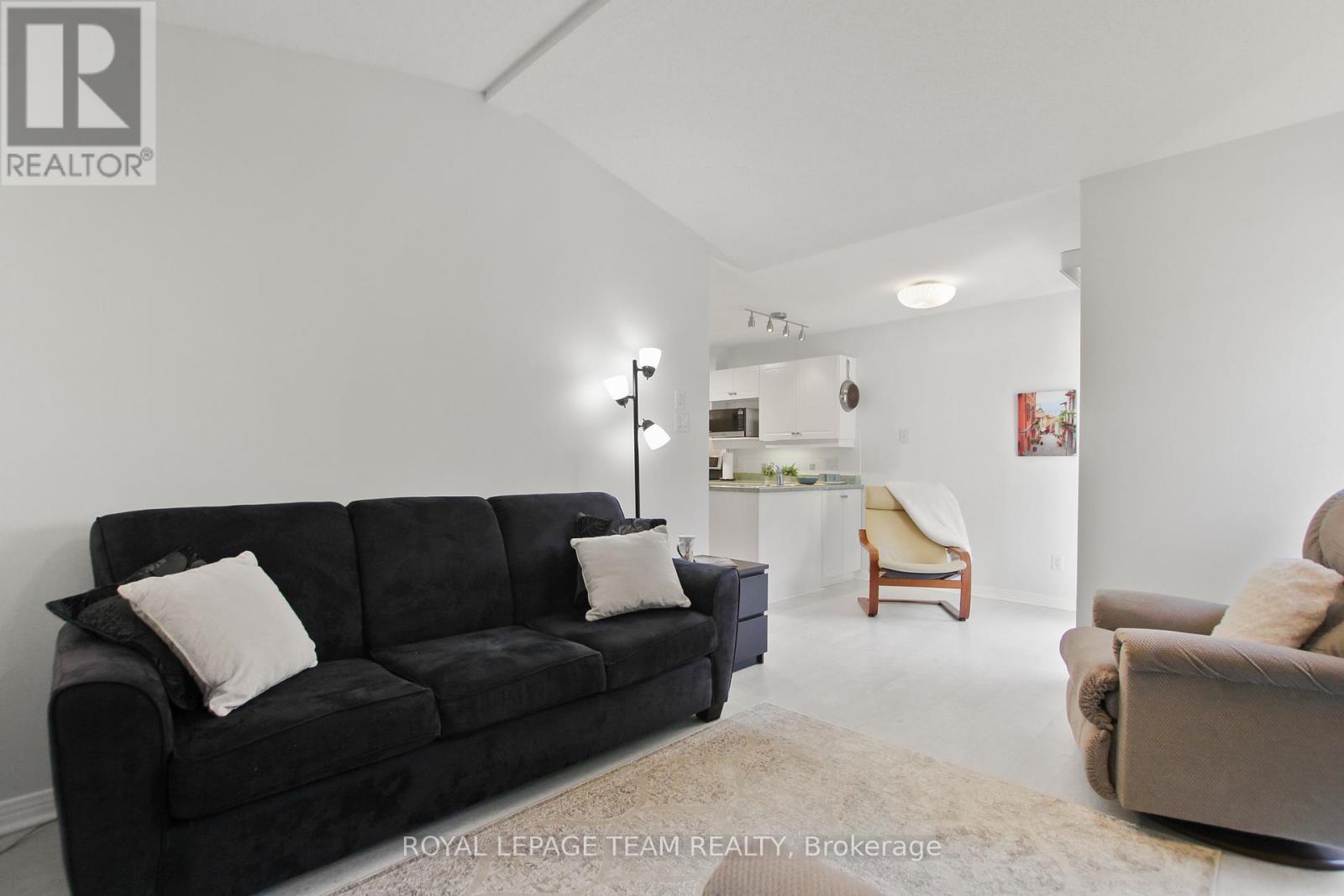 Photo 22 of 46 Kettleby Street, Ottawa ON