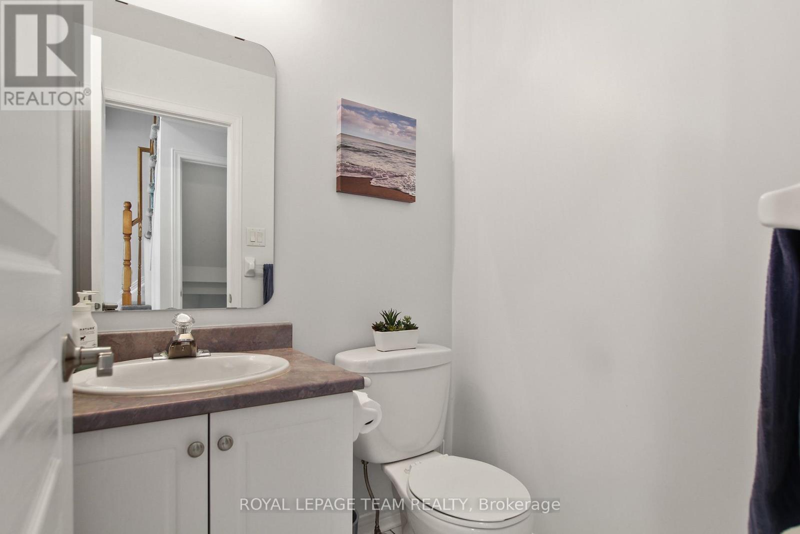 Photo 23 of 46 Kettleby Street, Ottawa ON