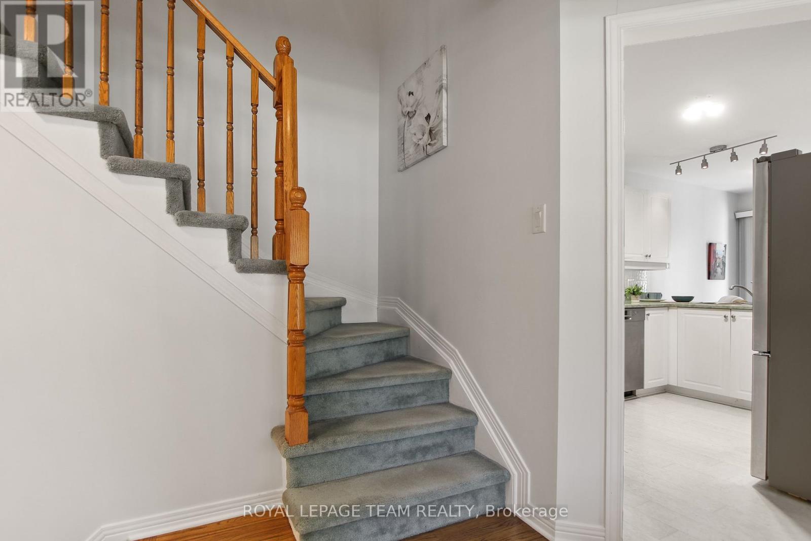 Photo 24 of 46 Kettleby Street, Ottawa ON