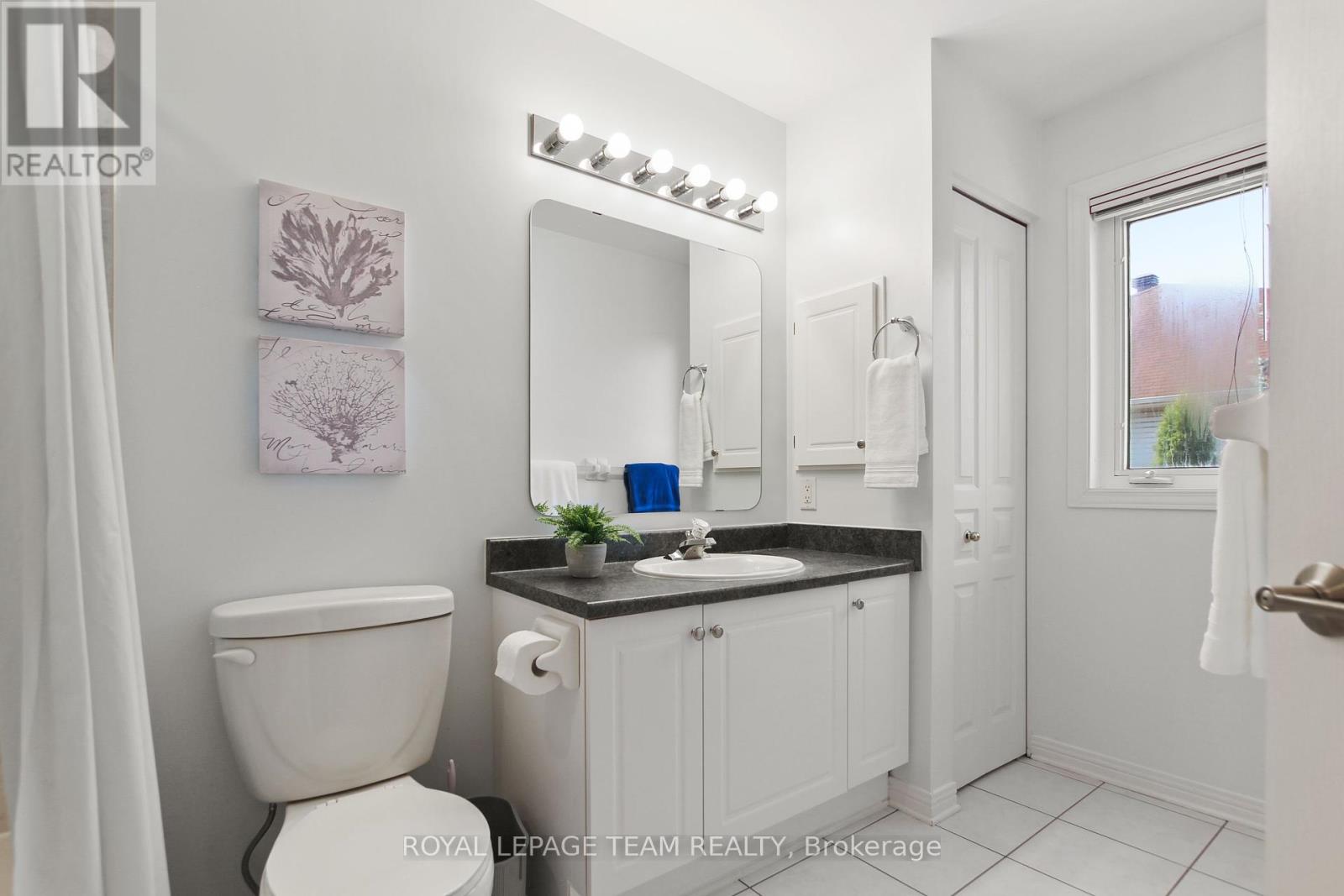Photo 33 of 46 Kettleby Street, Ottawa ON
