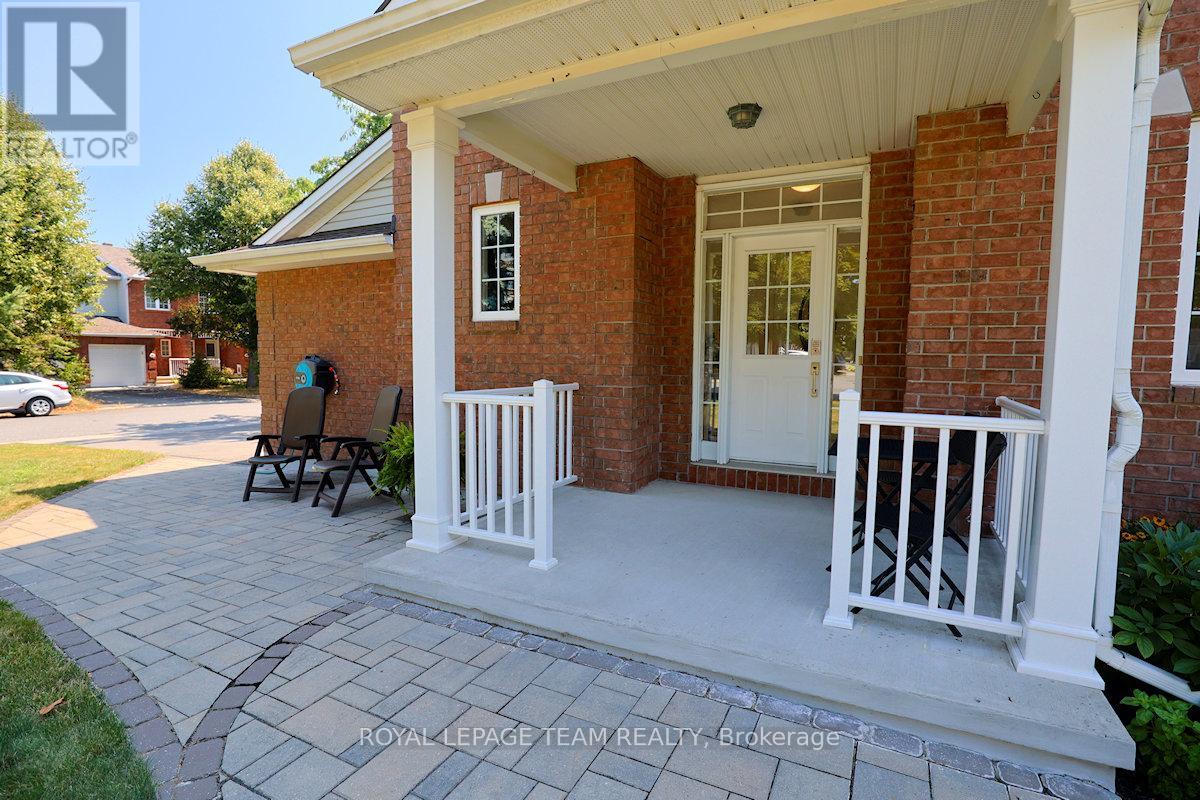 Photo 8 of 46 Kettleby Street, Ottawa ON
