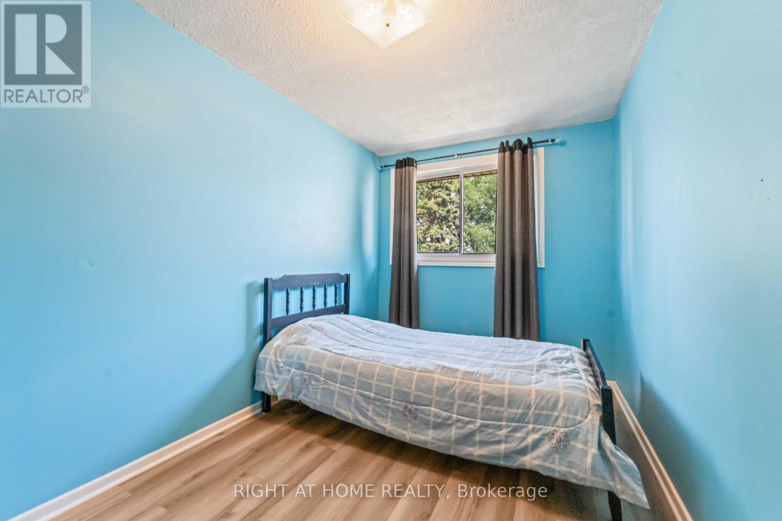 Photo 23 of 481 E Moodie Drive, Ottawa ON