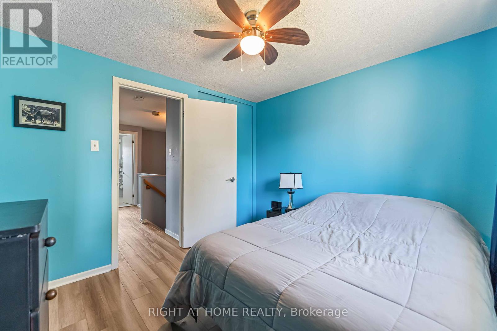 Photo 17 of 481 E Moodie Drive, Ottawa ON