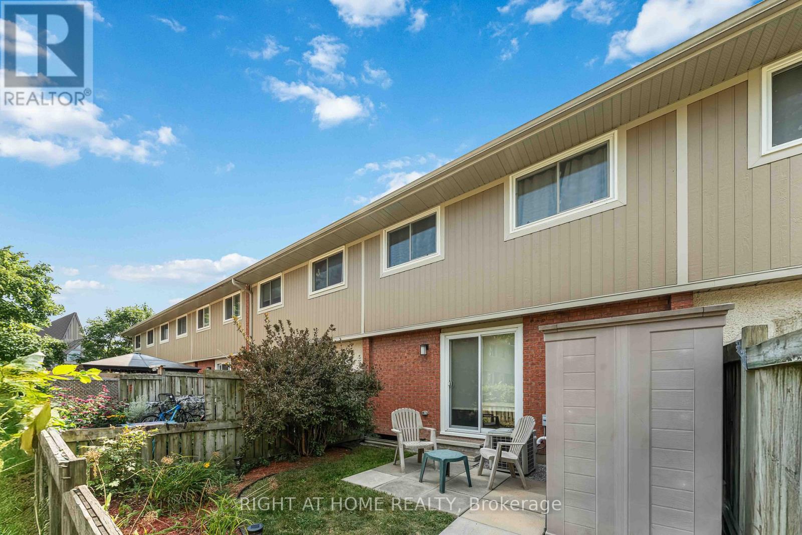 Photo 26 of 481 E Moodie Drive, Ottawa ON