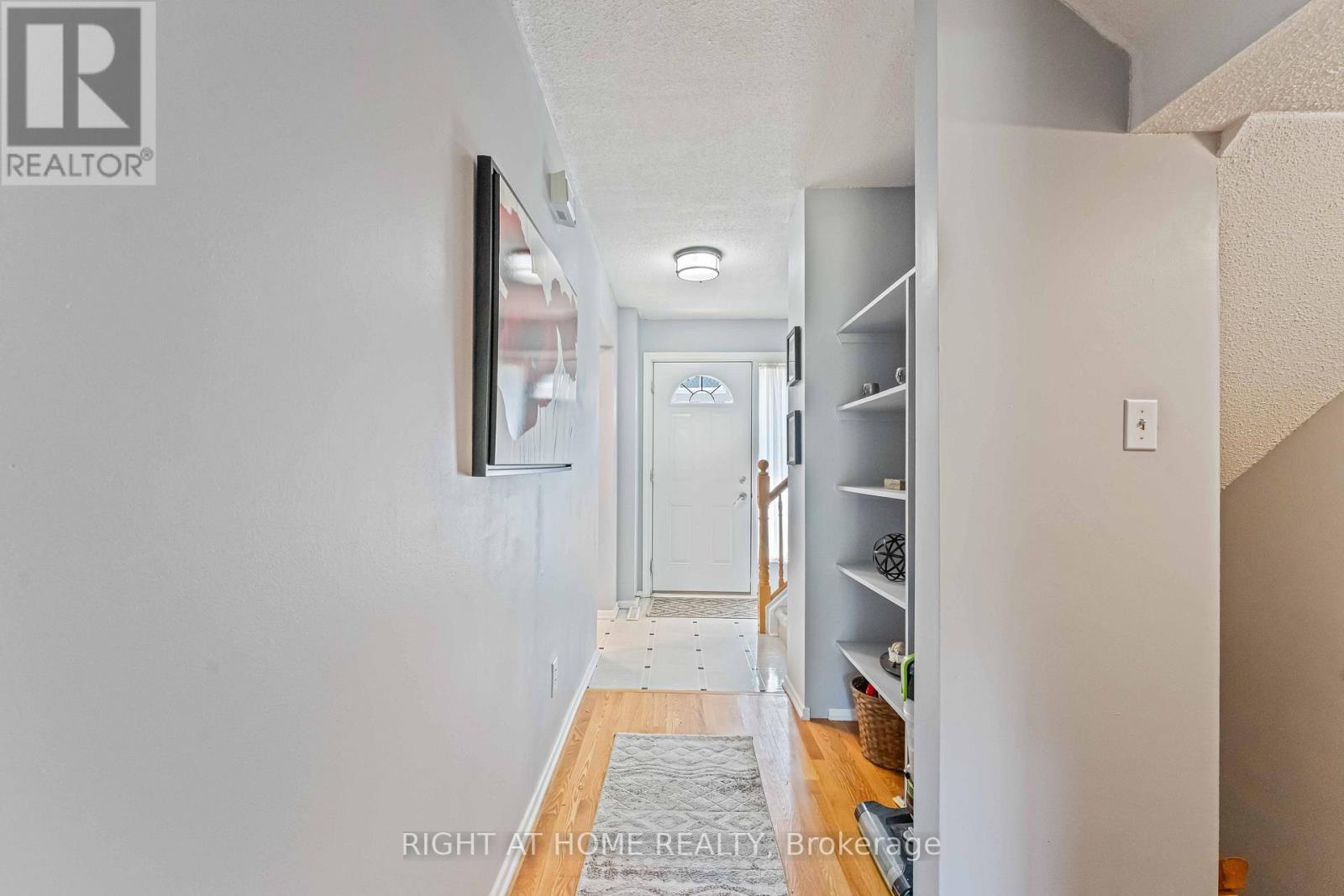 Photo 12 of 481 E Moodie Drive, Ottawa ON