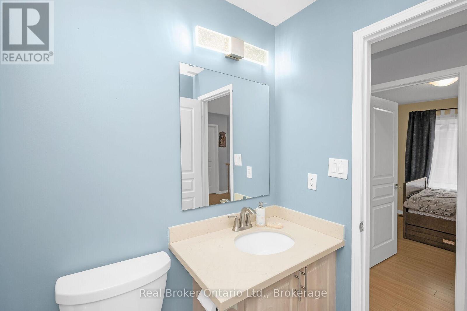 Photo 13 of 2458 Postmaster Drive, Oakville ON