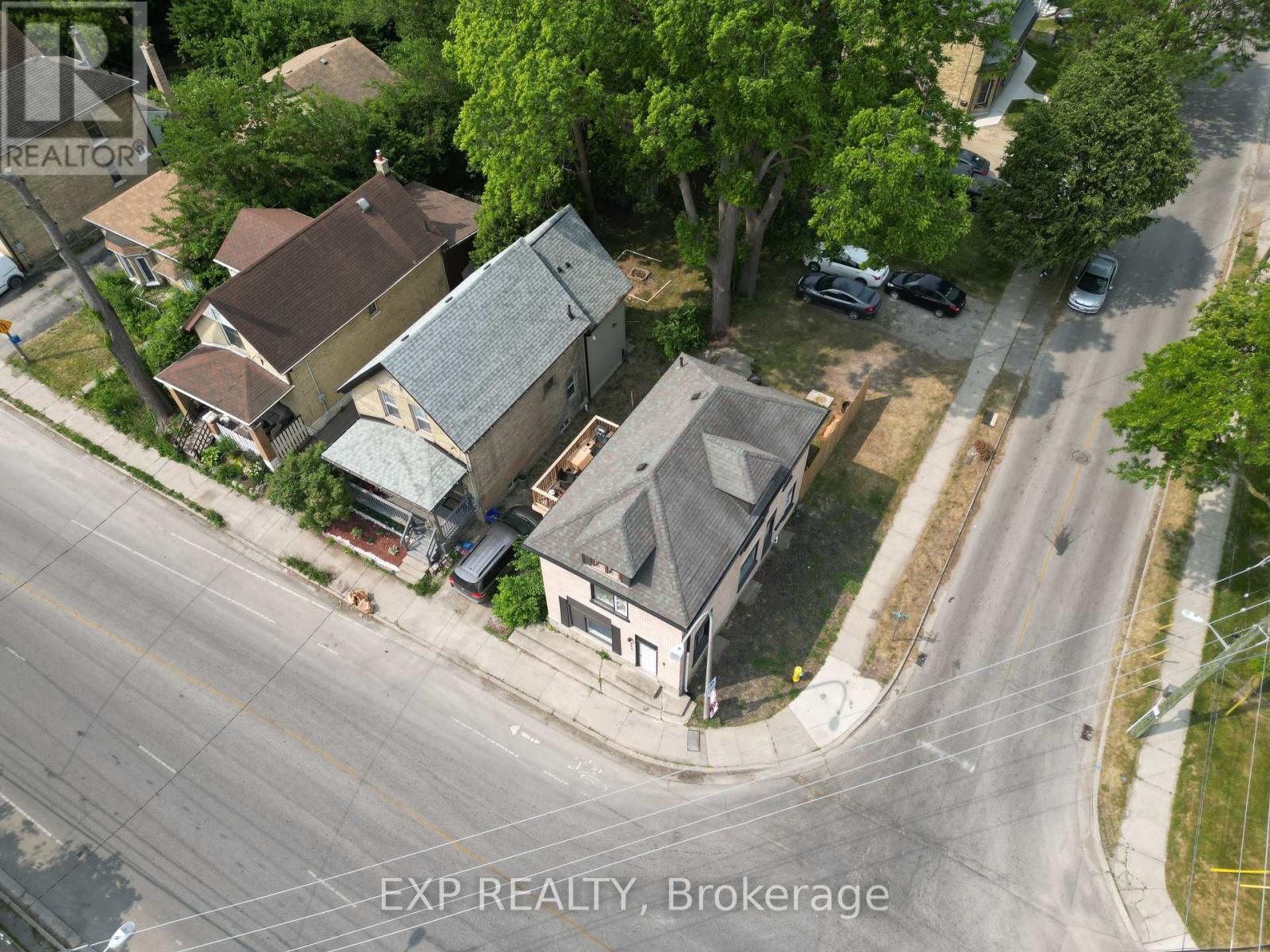 Photo 9 of 553 Quebec Street, London East ON