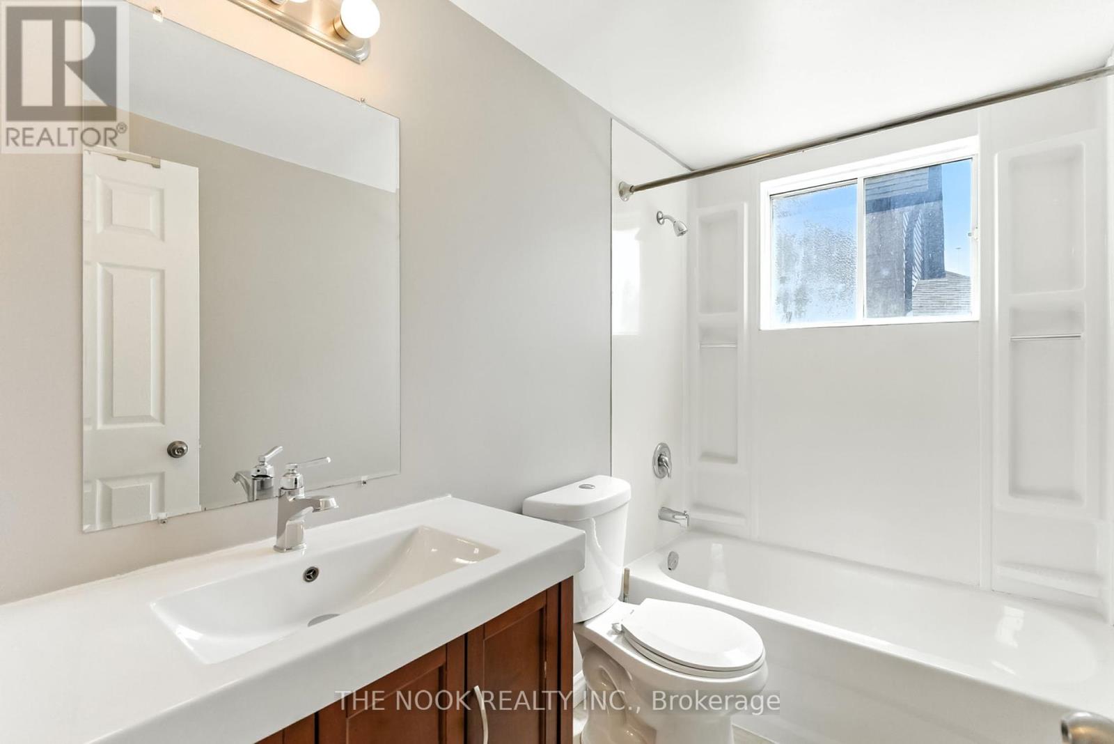 Photo 12 of 1 294 Verdun Road, Oshawa ON