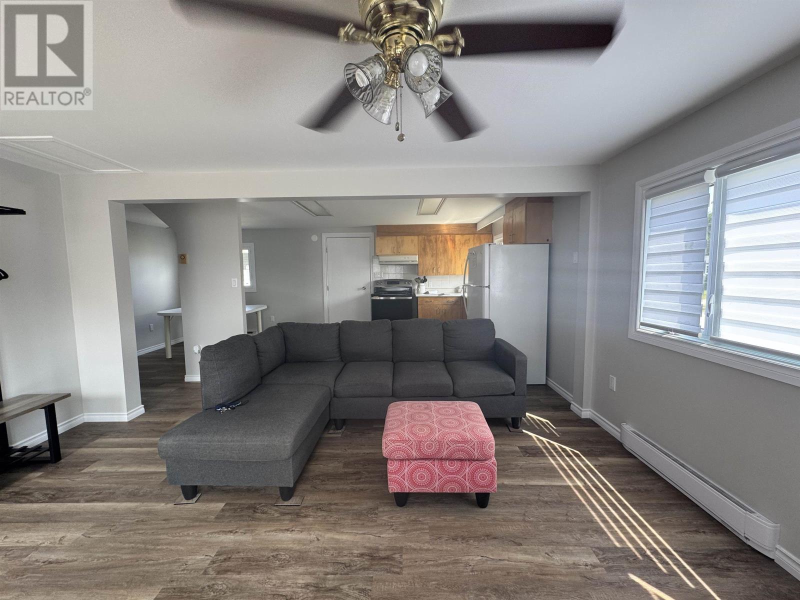 Photo 6 of 49 Otter Ave, Manitouwadge ON