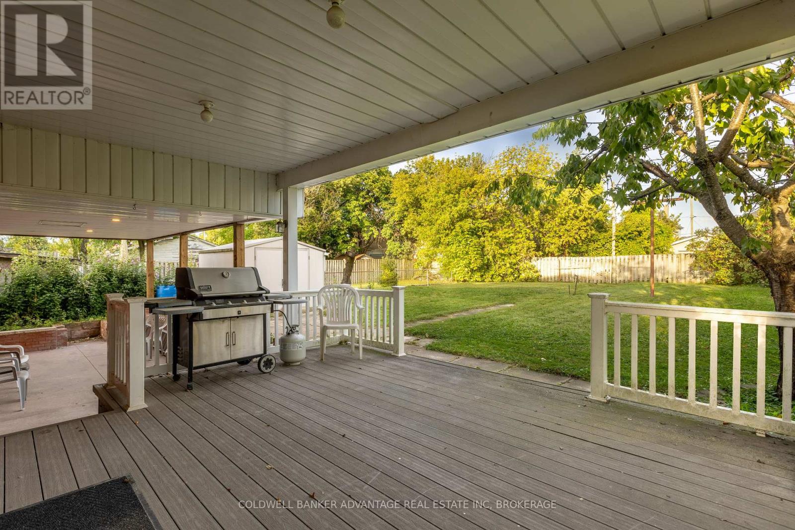 Photo 11 of 110 Garner Avenue, Welland ON