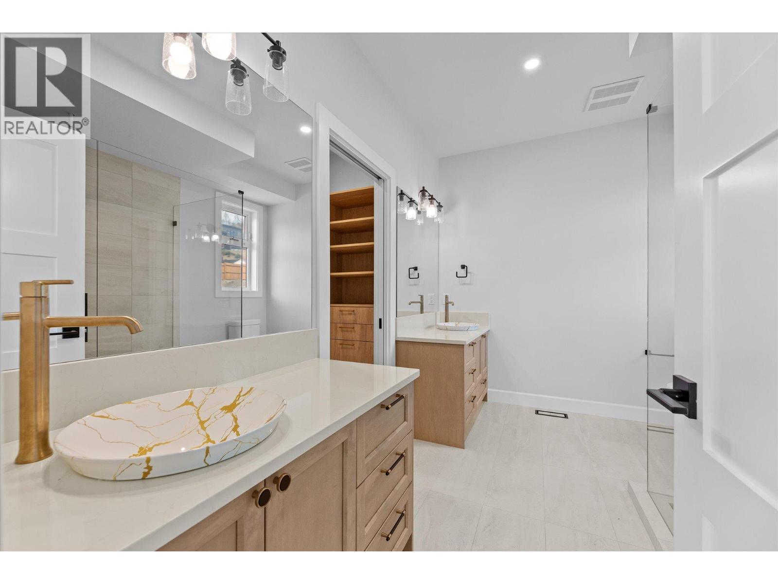  167 Heldon Court, West Kelowna