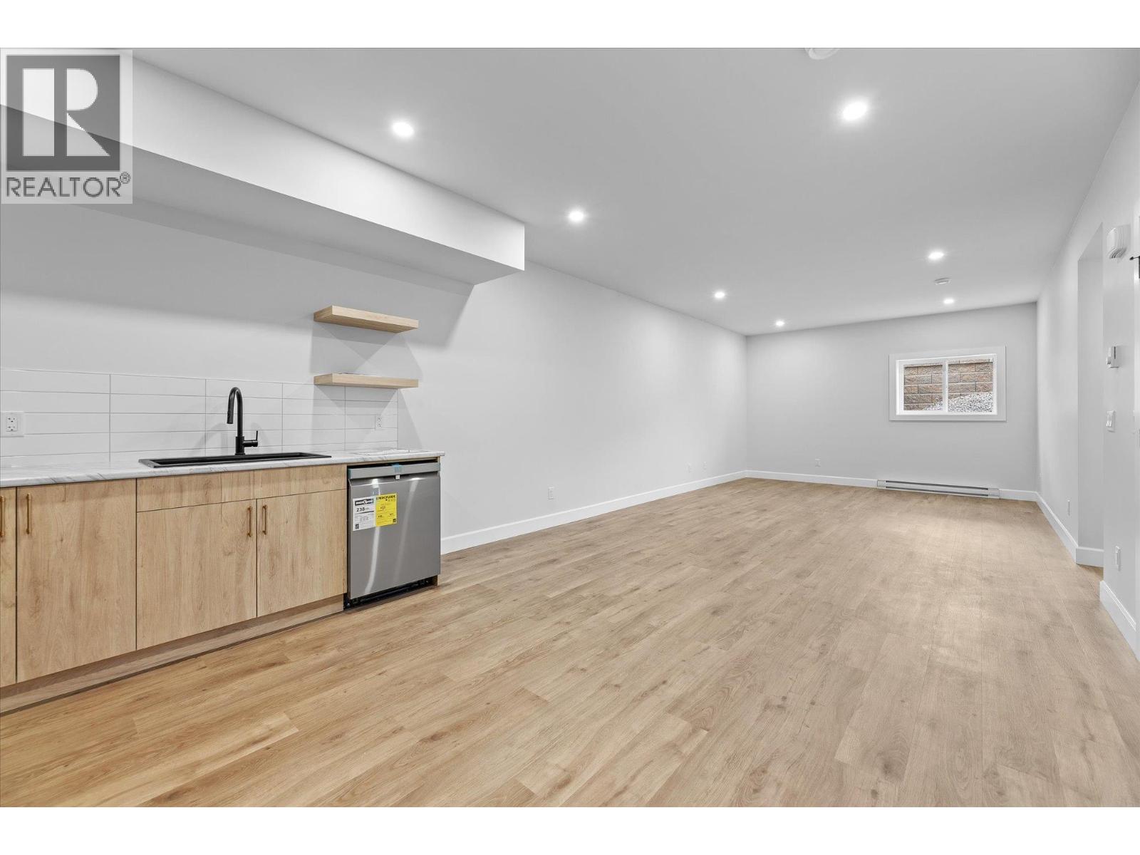  167 Heldon Court, West Kelowna