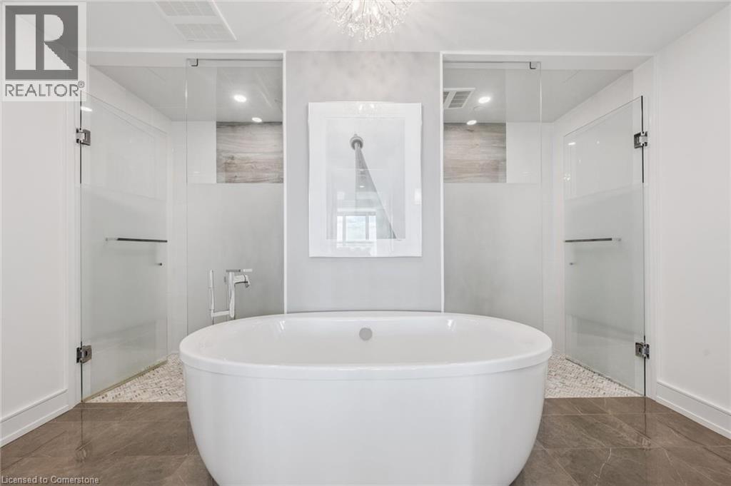 Photo 38 of 2060 Lakeshore Road Unit 508, Burlington ON