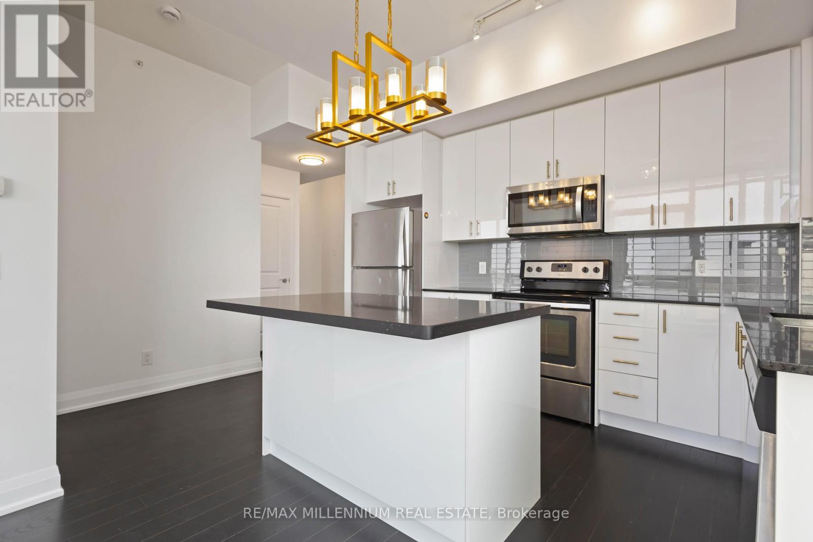 Photo 33 of 1512 9582 Markham Road, Markham ON