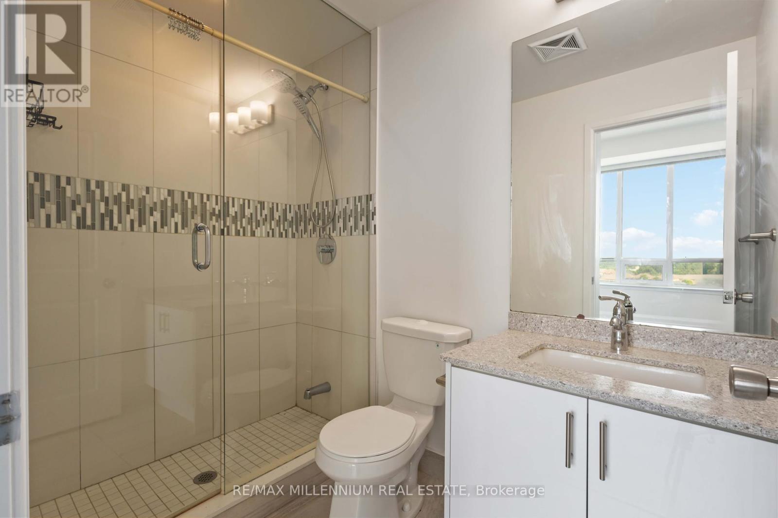 Photo 12 of 1512 9582 Markham Road, Markham ON