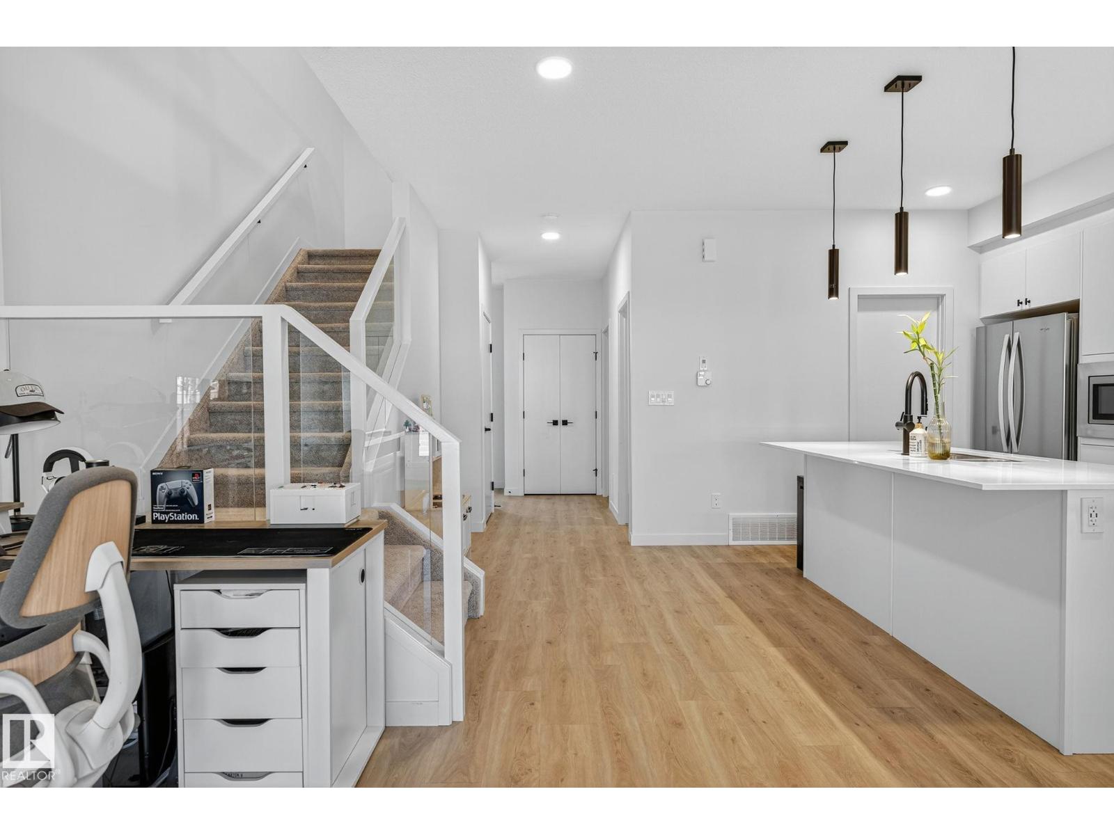 Photo 17 of 3349 Kulay Wy Sw, Edmonton AB