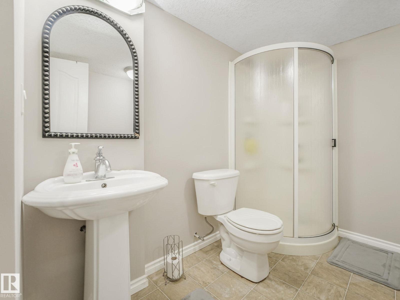 Photo 61 of 11807 170 Av Nw, Edmonton AB