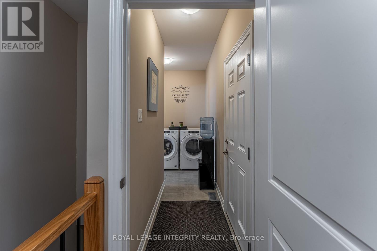 Photo 12 of 258 Rue De Letang Street, Clarencerockland ON