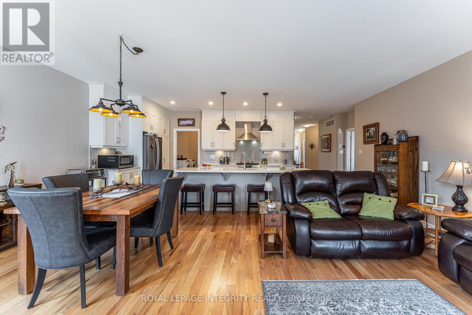 Photo 26 of 258 Rue De Letang Street, Clarencerockland ON