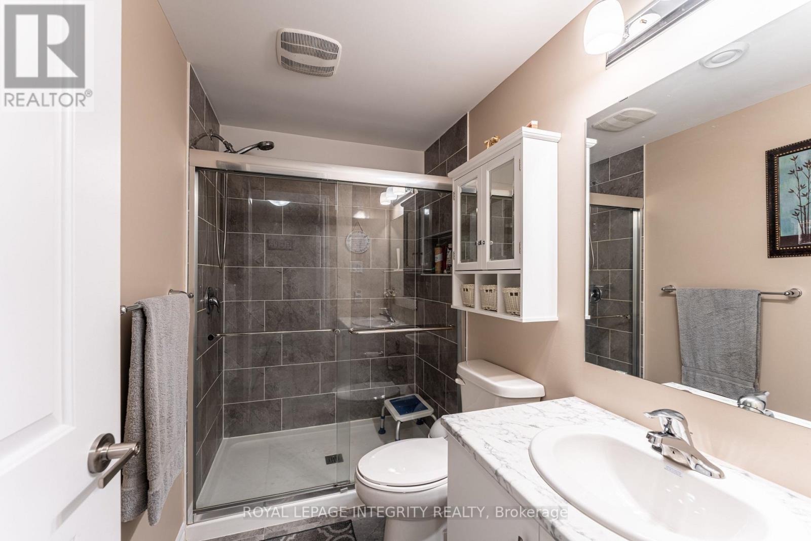 Photo 39 of 258 Rue De Letang Street, Clarencerockland ON