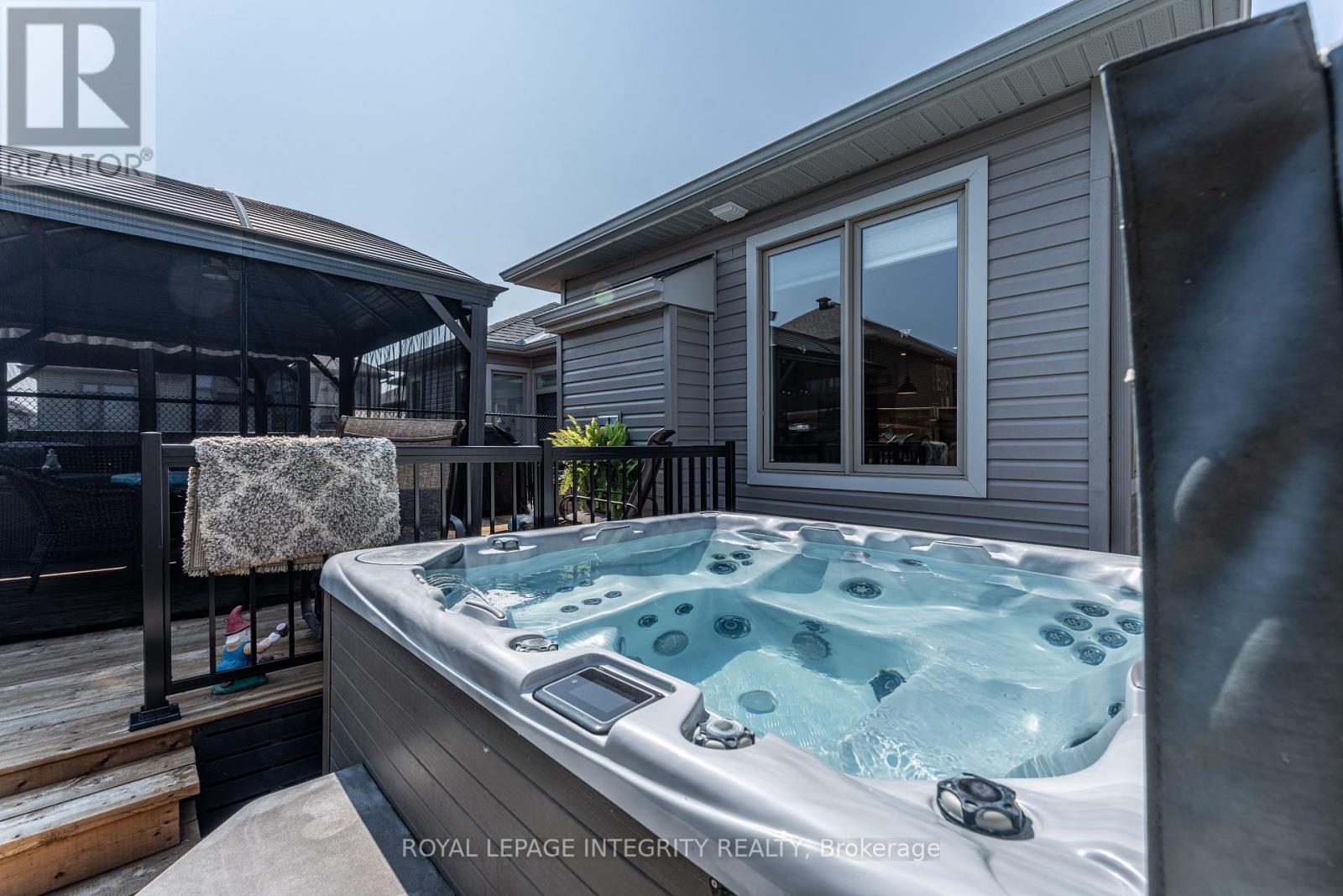 Photo 47 of 258 Rue De Letang Street, Clarencerockland ON
