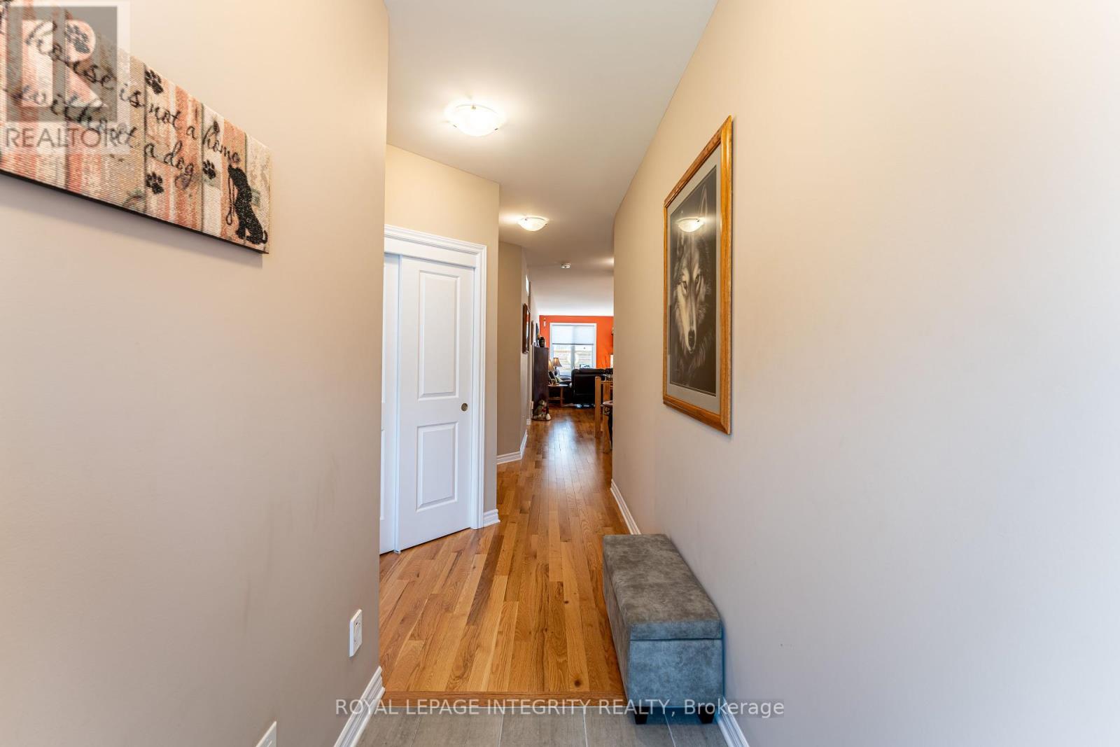 Photo 9 of 258 Rue De Letang Street, Clarencerockland ON