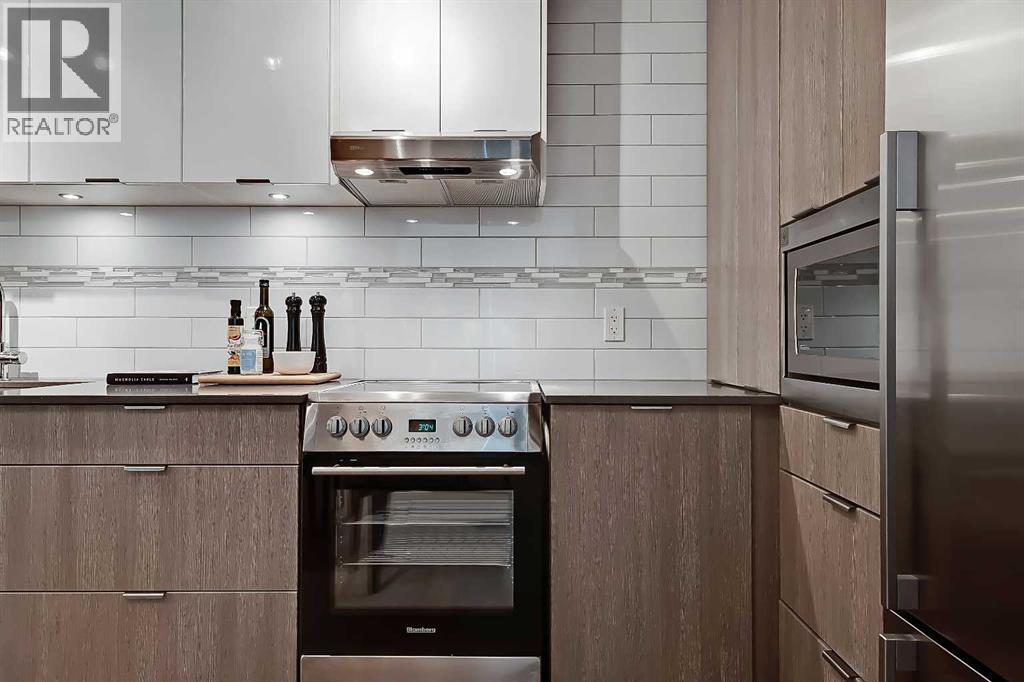Single Family House for Sale in    Avenue SW Downtown Commercial Core Calgary 