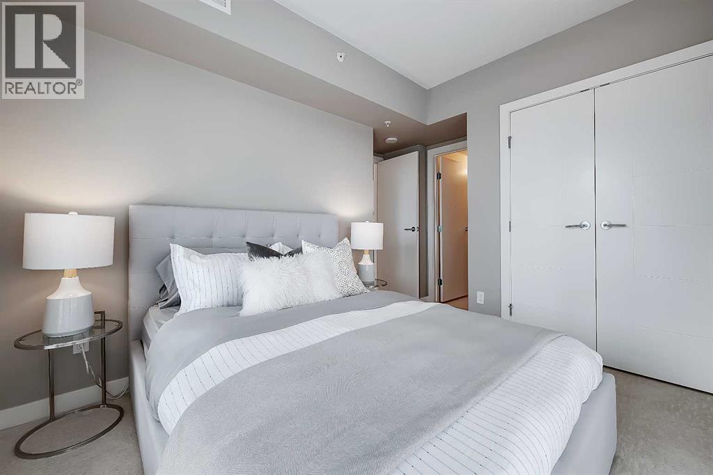 Single Family House for Sale in    Avenue SW Downtown Commercial Core Calgary 