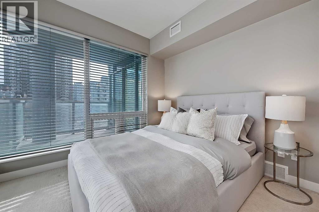 Single Family House for Sale in    Avenue SW Downtown Commercial Core Calgary 