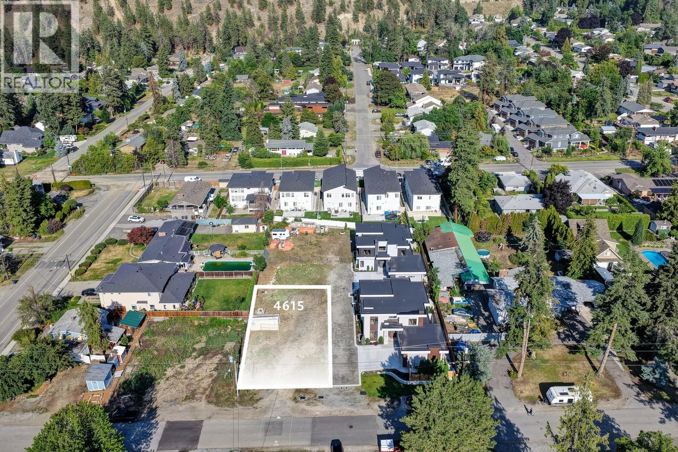 Photo 6 of 4615 Fordham Road, Kelowna BC
