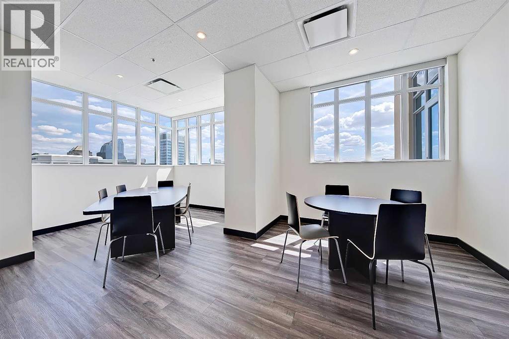 Single Family House for Sale in    Avenue SW Downtown Commercial Core Calgary 
