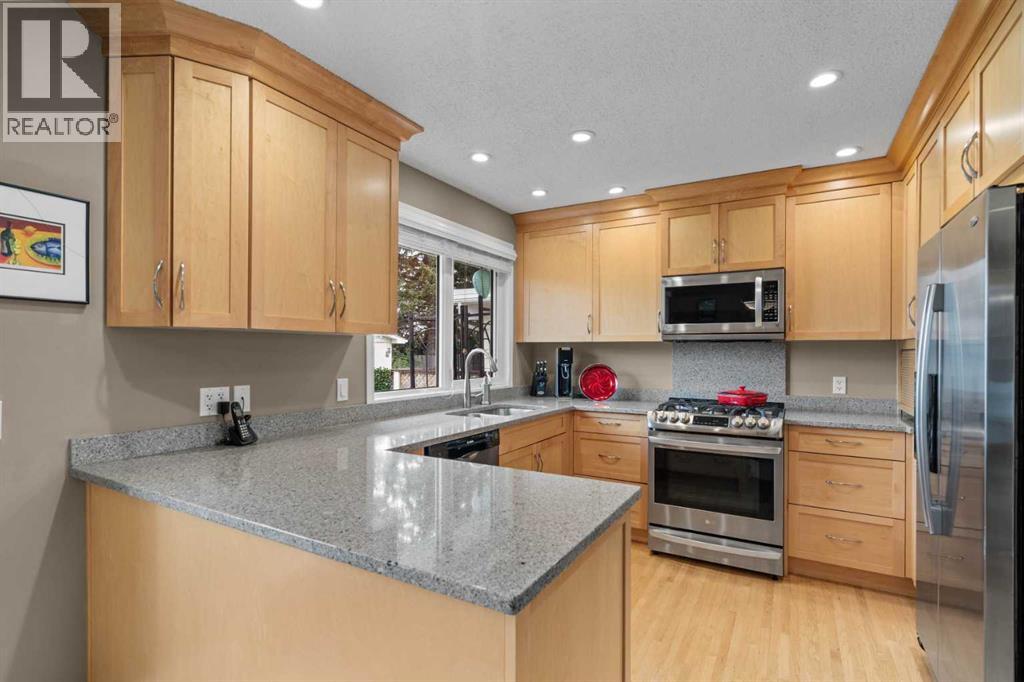 Single Family House 4 Level for Sale in  Lakeview Drive SW Lakeview Calgary 