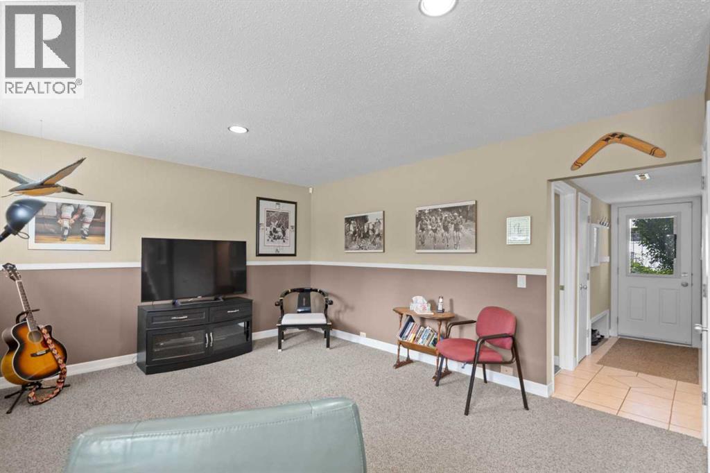 Single Family House 4 Level for Sale in  Lakeview Drive SW Lakeview Calgary 
