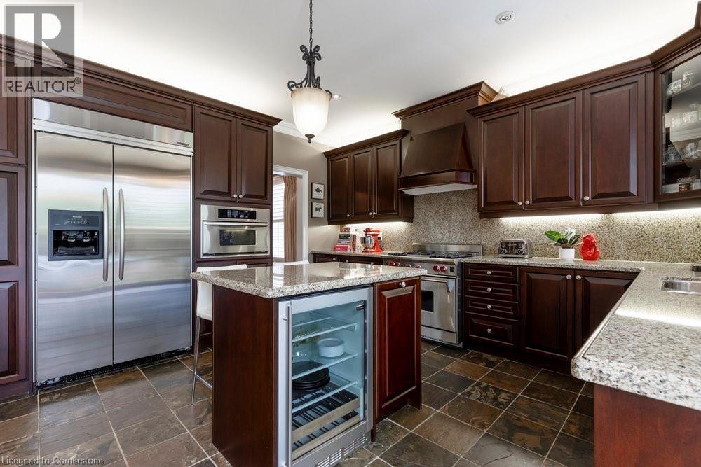 Photo 12 of 4212 Kane Crescent, Burlington ON