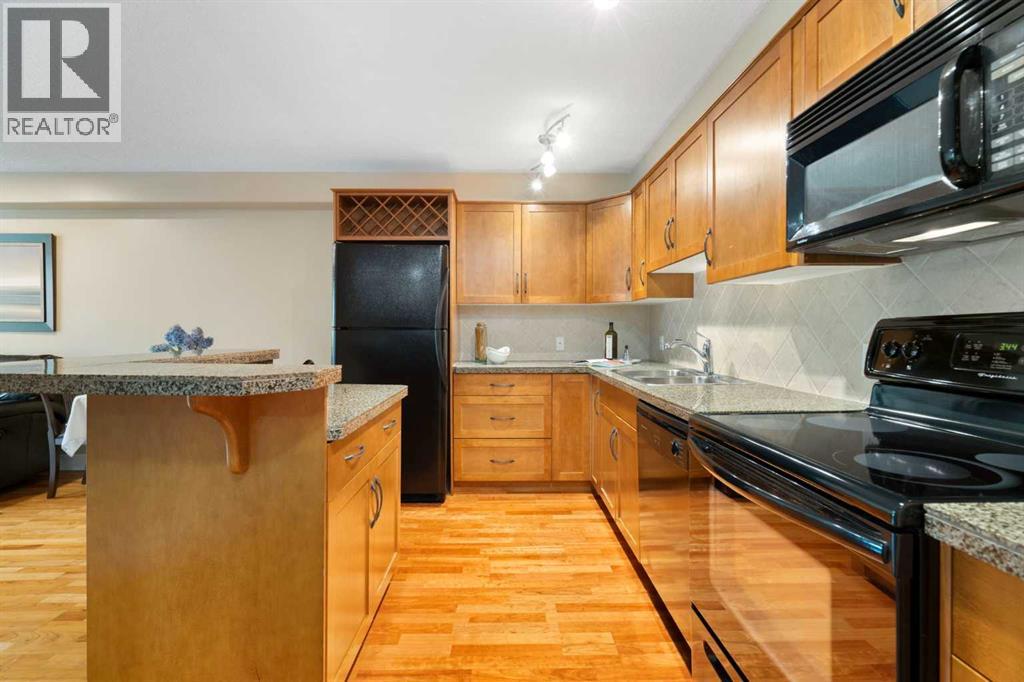Single Family House for Sale in    Avenue NE Crescent Heights Calgary 