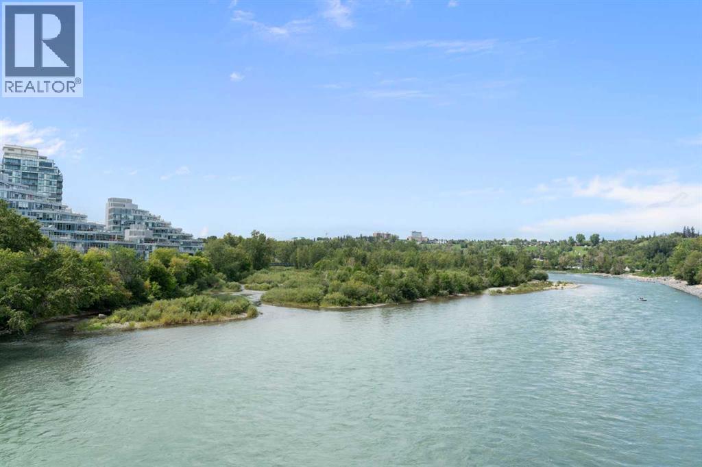 Single Family House for Sale in    Avenue NE Crescent Heights Calgary 