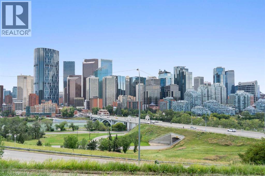 Single Family House for Sale in    Avenue NE Crescent Heights Calgary 