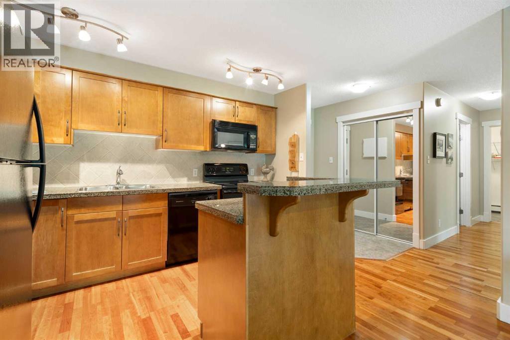 Single Family House for Sale in    Avenue NE Crescent Heights Calgary 