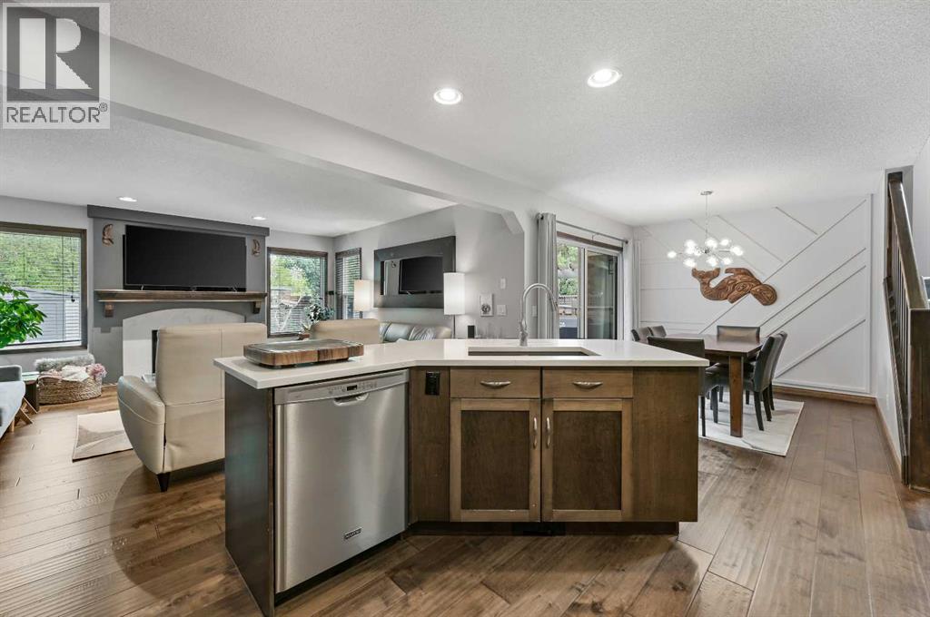 Single Family House for Sale in  Auburn Bay Court SE Auburn Bay Calgary 