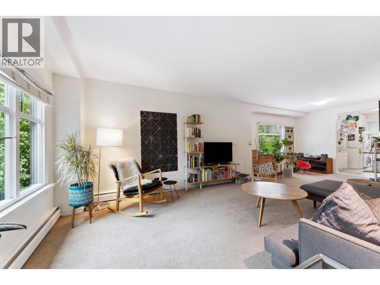 Photo 3 of 2846 Trinity Street, Vancouver BC