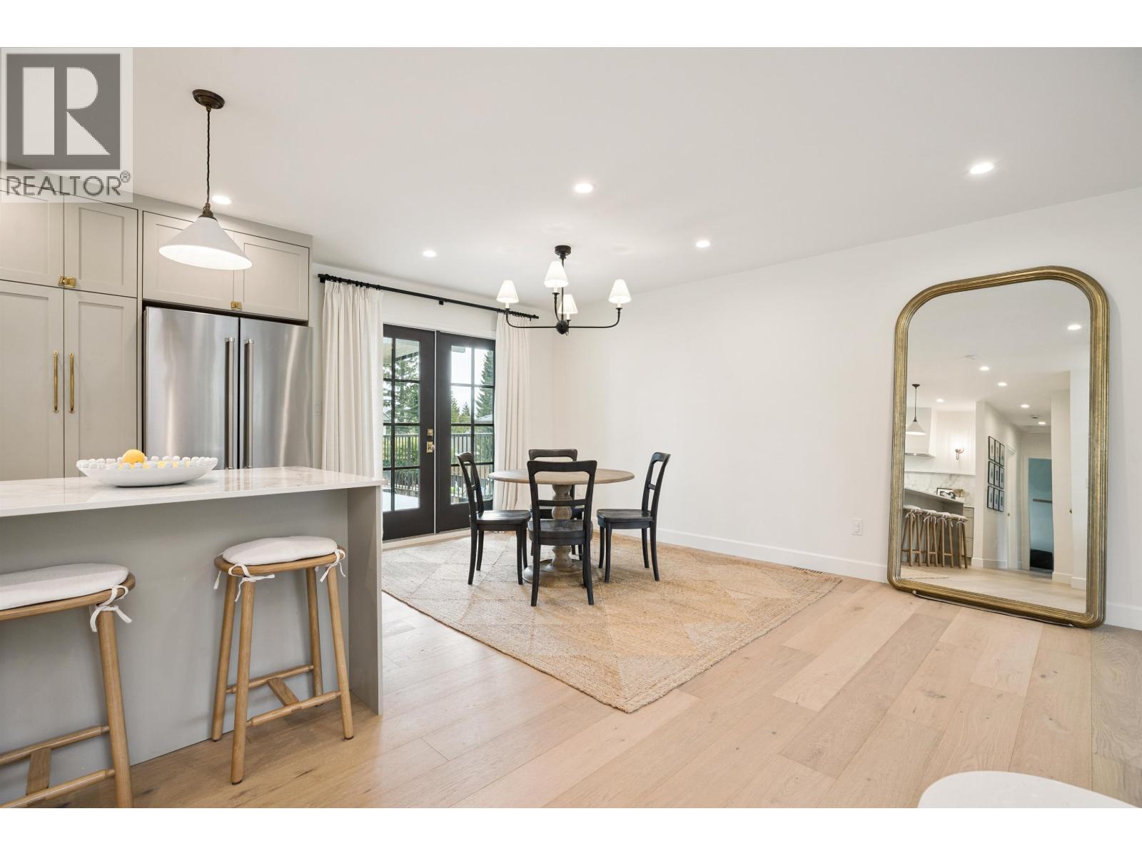 Photo 4 of 2250 Gale Avenue, Coquitlam BC
