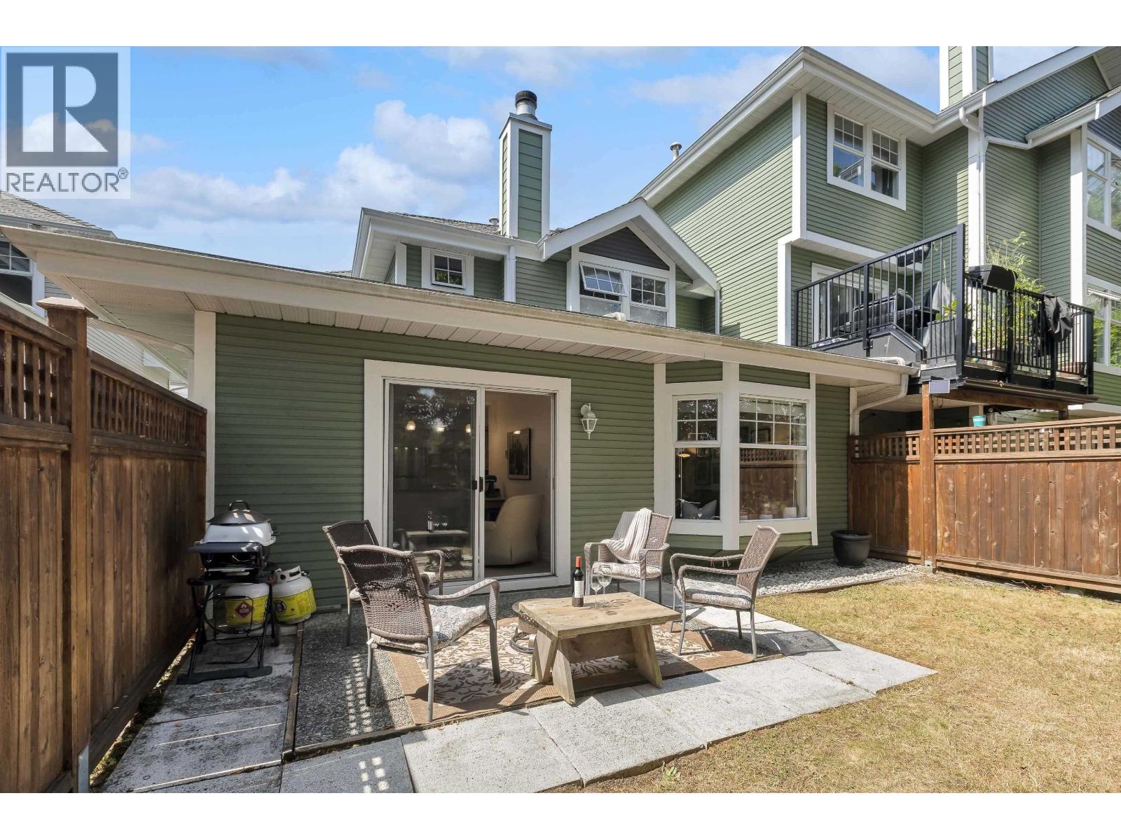 Photo 18 of 43 1140 Falcon Drive, Coquitlam BC