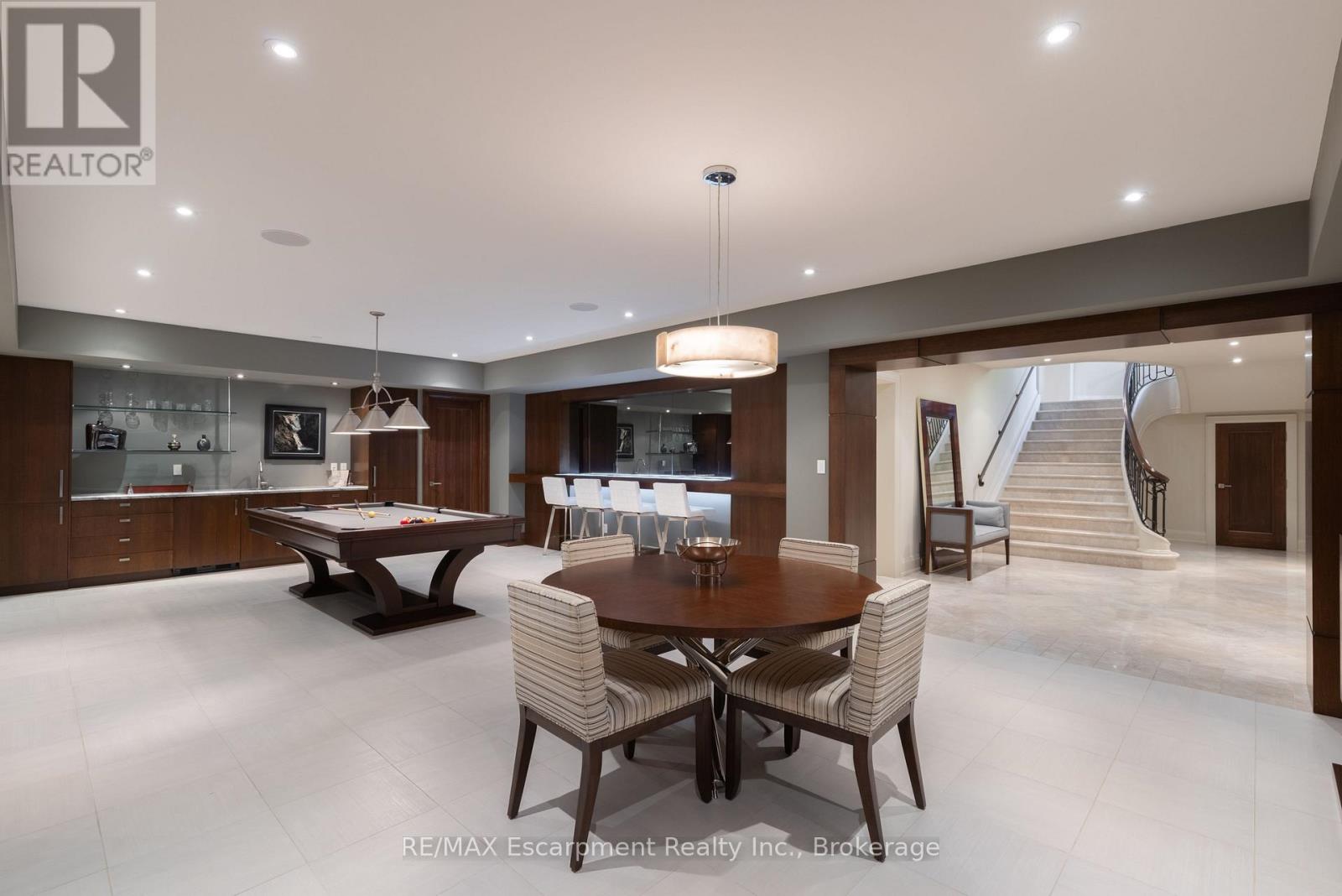 Photo 28 of 2054 Lakeshore Road E, Oakville ON