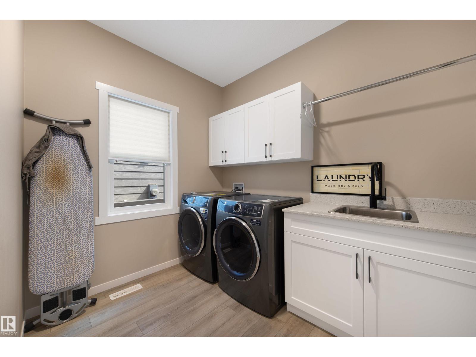 Photo 7 of 1804 Ainslie Co Sw, Edmonton AB