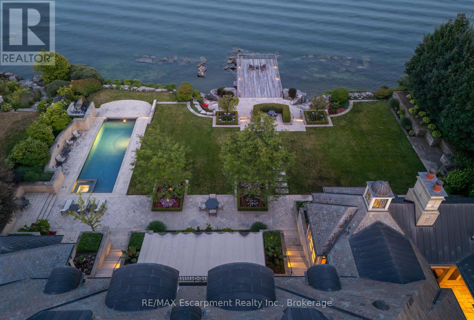 Photo 41 of 2054 Lakeshore Road E, Oakville ON