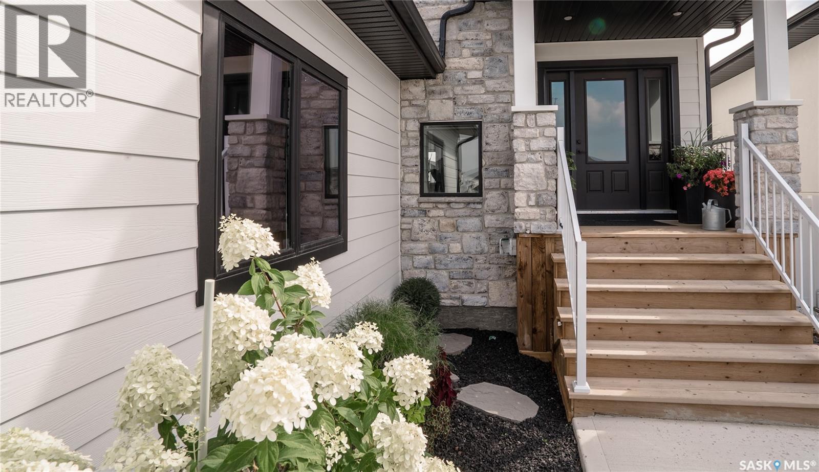Photo 22 of 518 Hamm Crescent, Saskatoon SK
