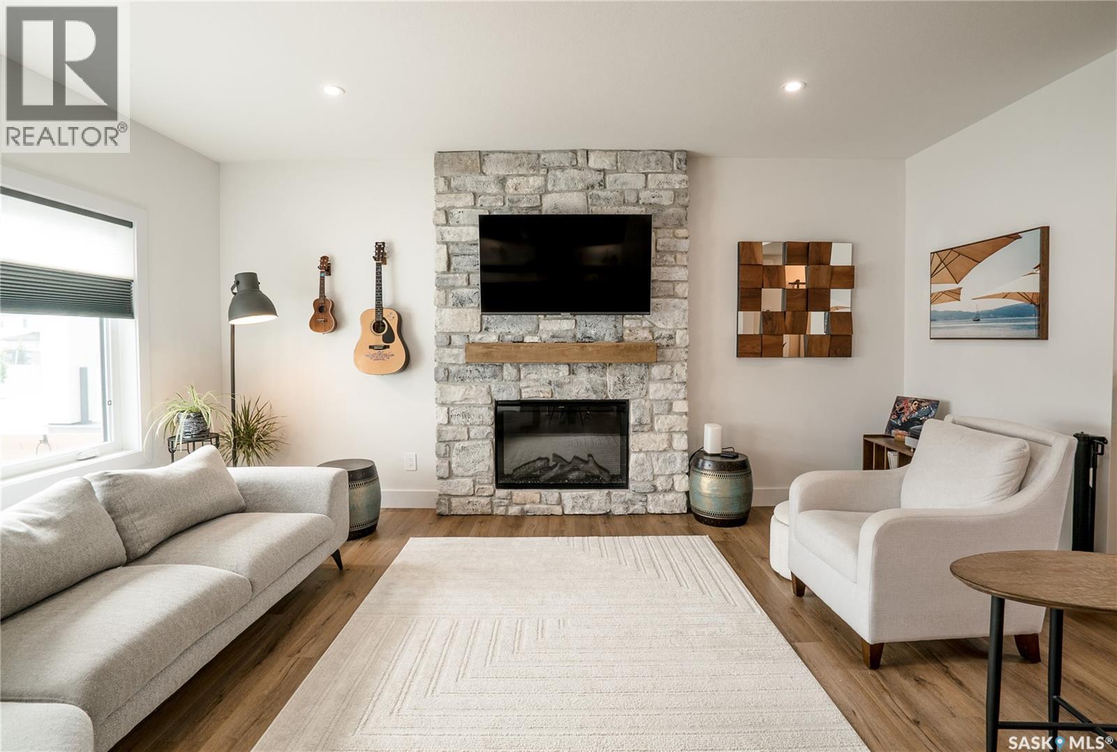 Photo 11 of 518 Hamm Crescent, Saskatoon SK
