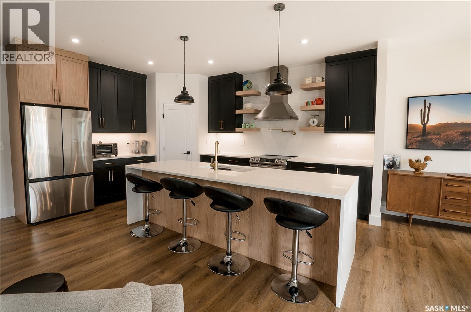 Photo 6 of 518 Hamm Crescent, Saskatoon SK