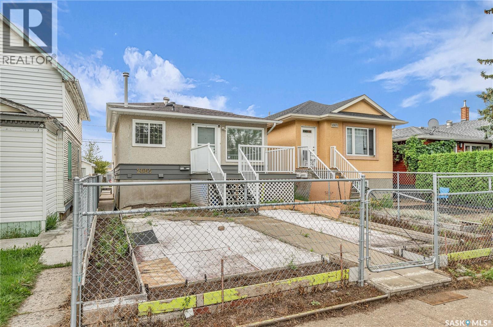 Photo 14 of 2065 Broder Street, Regina SK