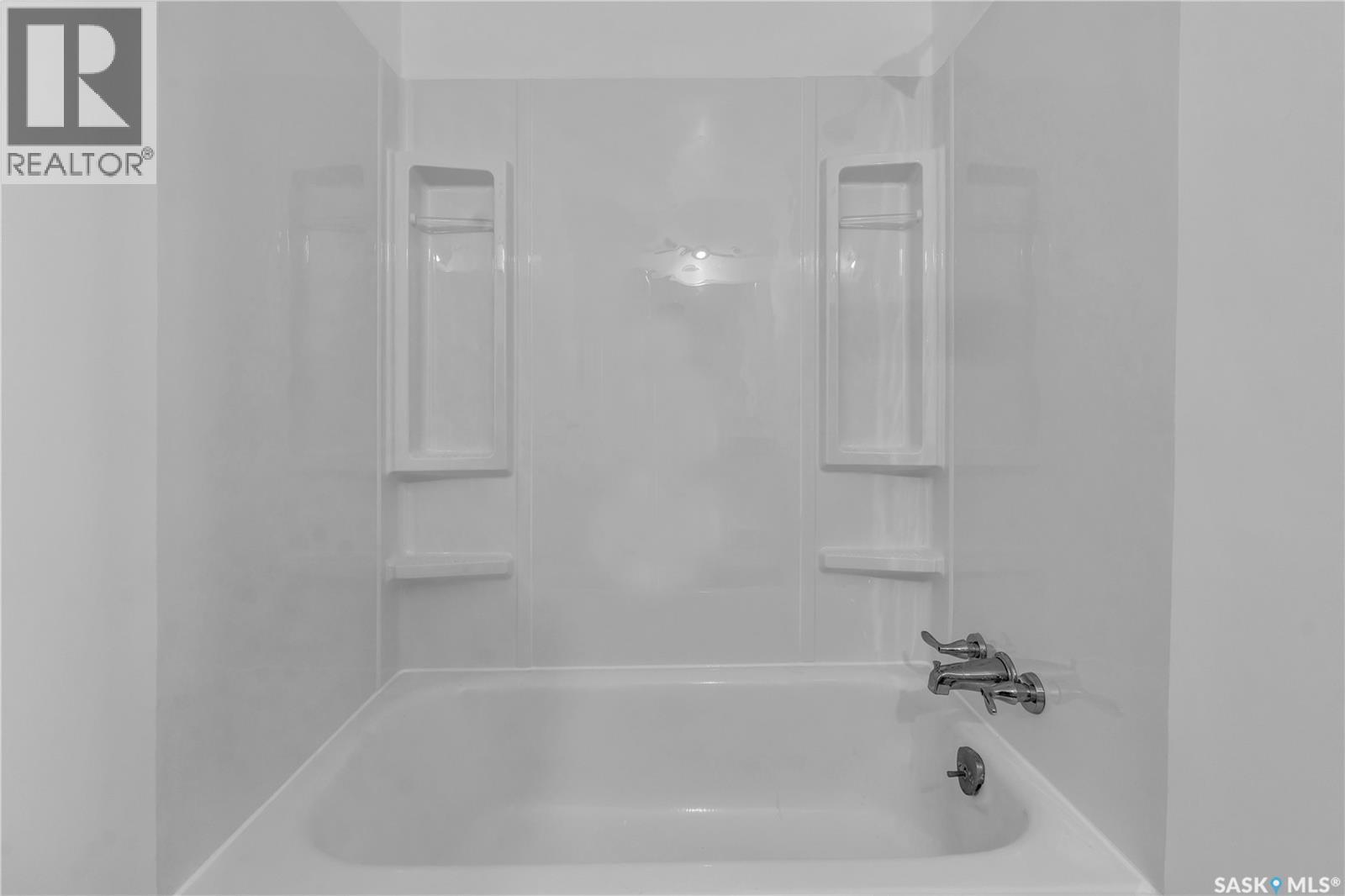 Photo 30 of 2065 Broder Street, Regina SK